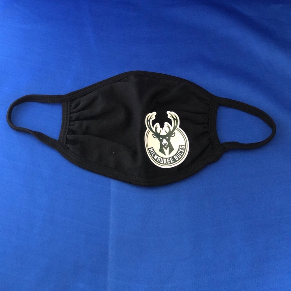 Double Layer Mask Bucks Logo - Picture 2 of 4